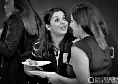 Twin Oval Function Centre Kingston Tasmania Wedding. Photography by Paul Redding, Creative wedding photography